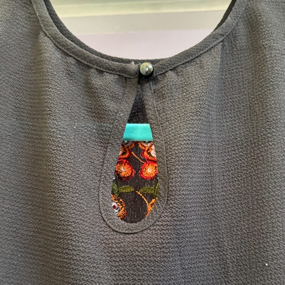 SHEIN Black Floral Embroidered Blouse - Picture 3 of 5